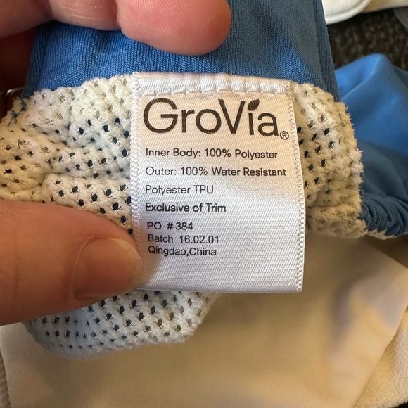 Gro Via Hybrid Cloth Diapers with extra inserts - Picture 4 of 11